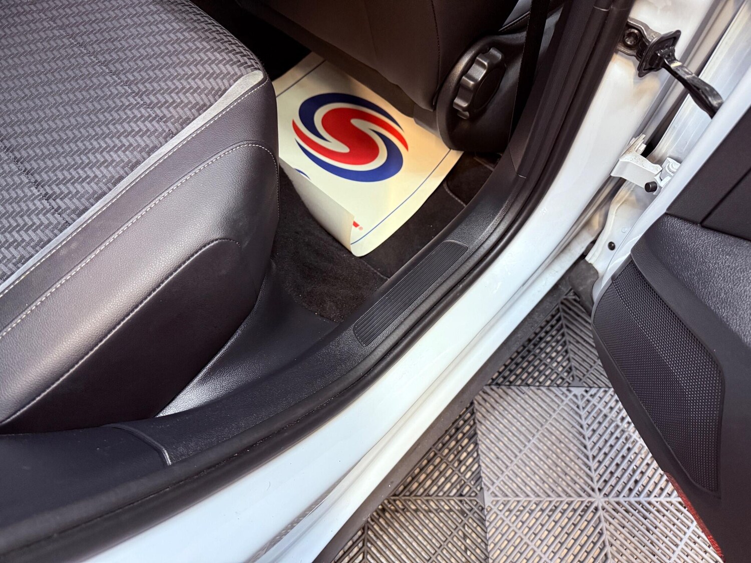 Used Volkswagen T-Roc 2020 for sale - 76260148: Photo 49