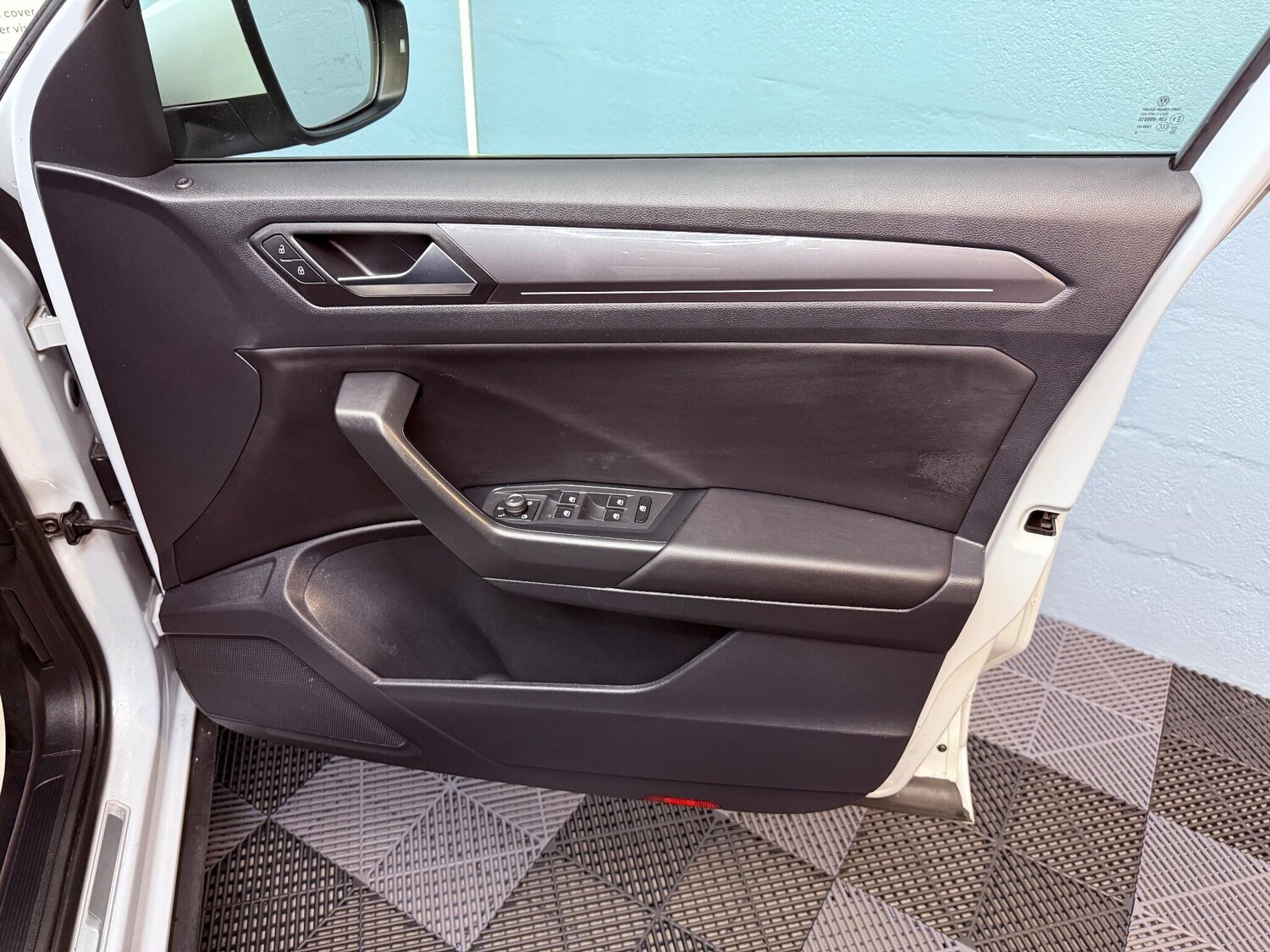 Used Volkswagen T-Roc 2020 for sale - 76260148: Photo 56