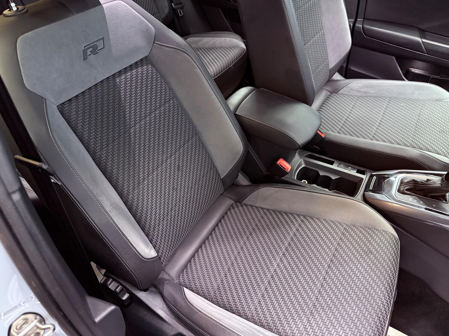 Used Volkswagen T-Roc 2020 for sale - 76260148: Photo 57