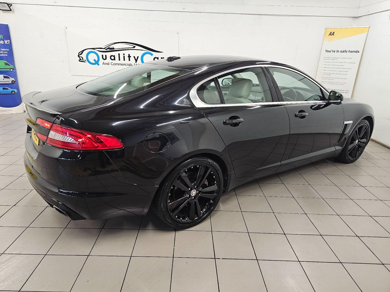 Used Jaguar XF 2013 for sale - 76994369: Photo 12