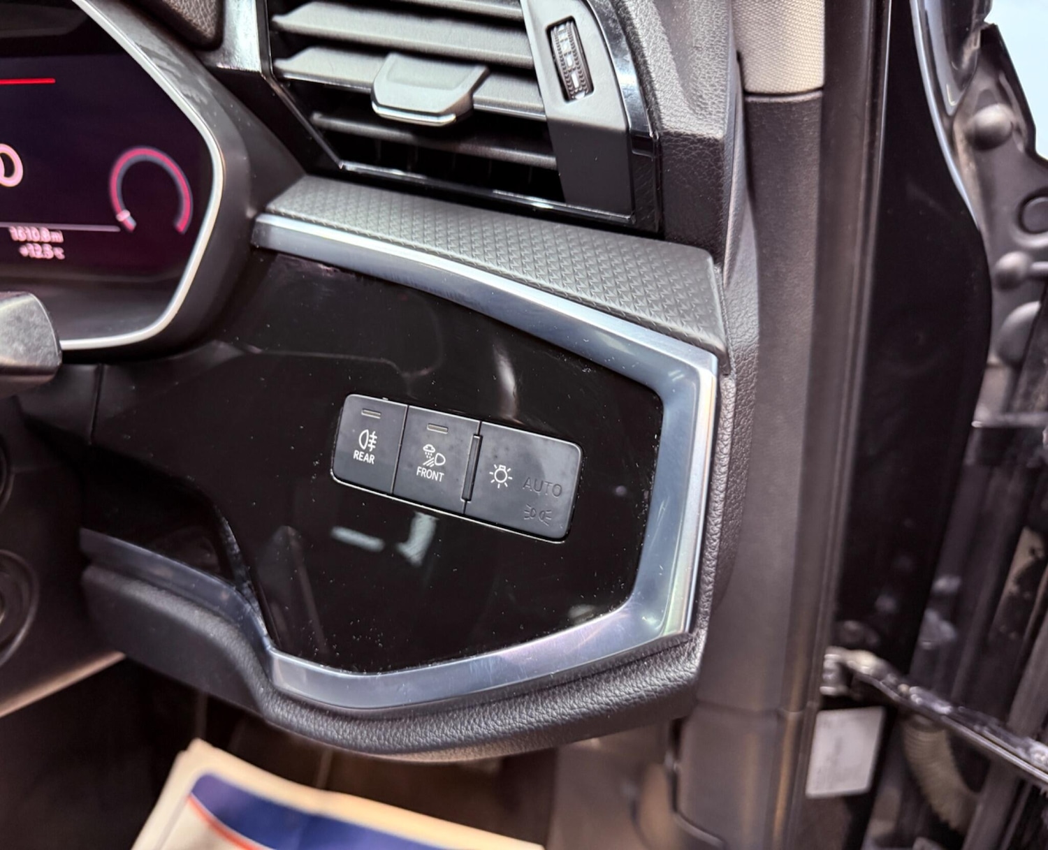 Used Audi Q3 2019 for sale - 78205035: Photo 50