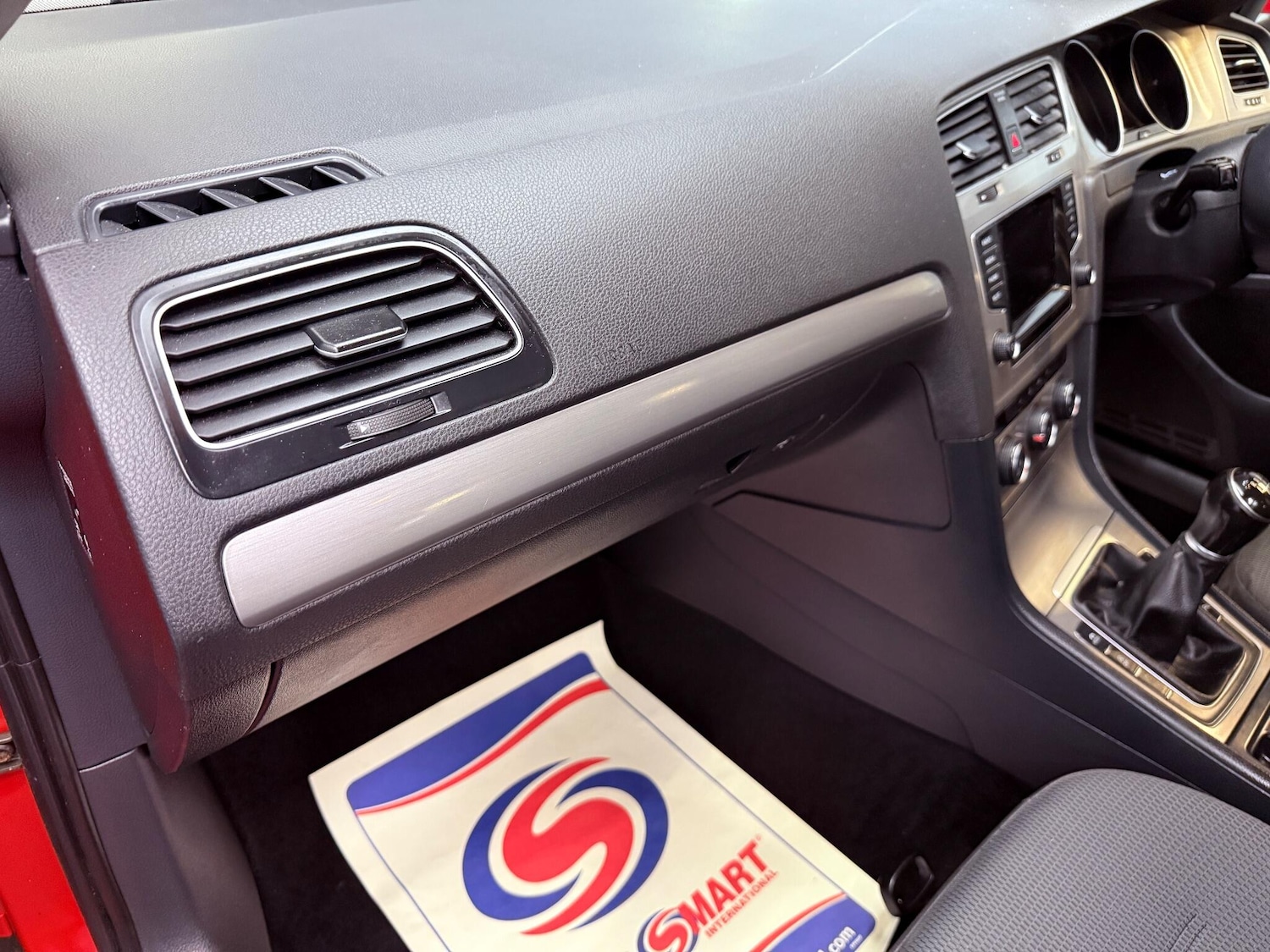 Used Volkswagen Golf 2015 for sale - 76993345: Photo 42