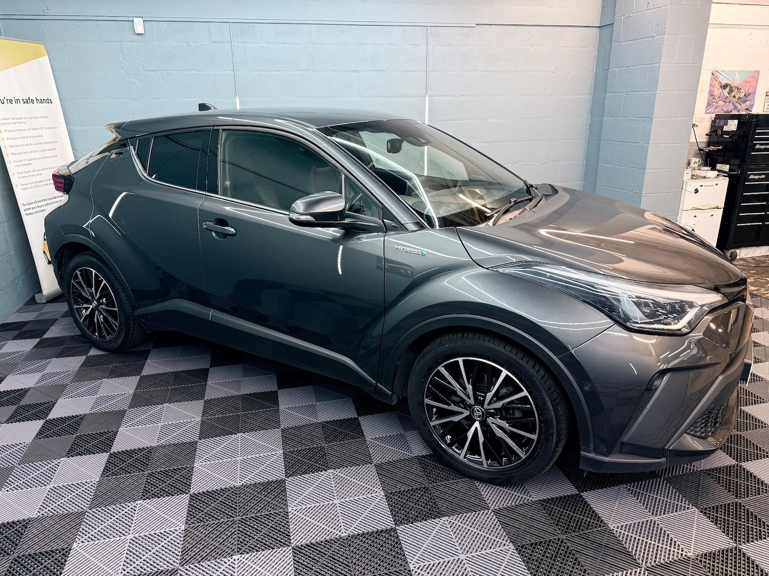 Used Toyota C-HR 2020 for sale - 77305251: Photo 4