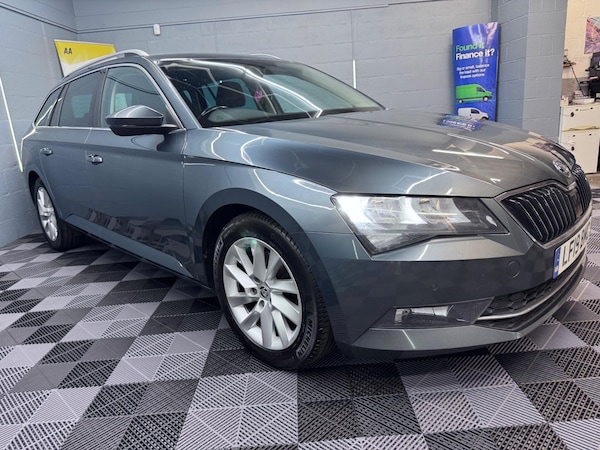 Used Skoda Superb 2019 for sale - 75577887: Photo 2