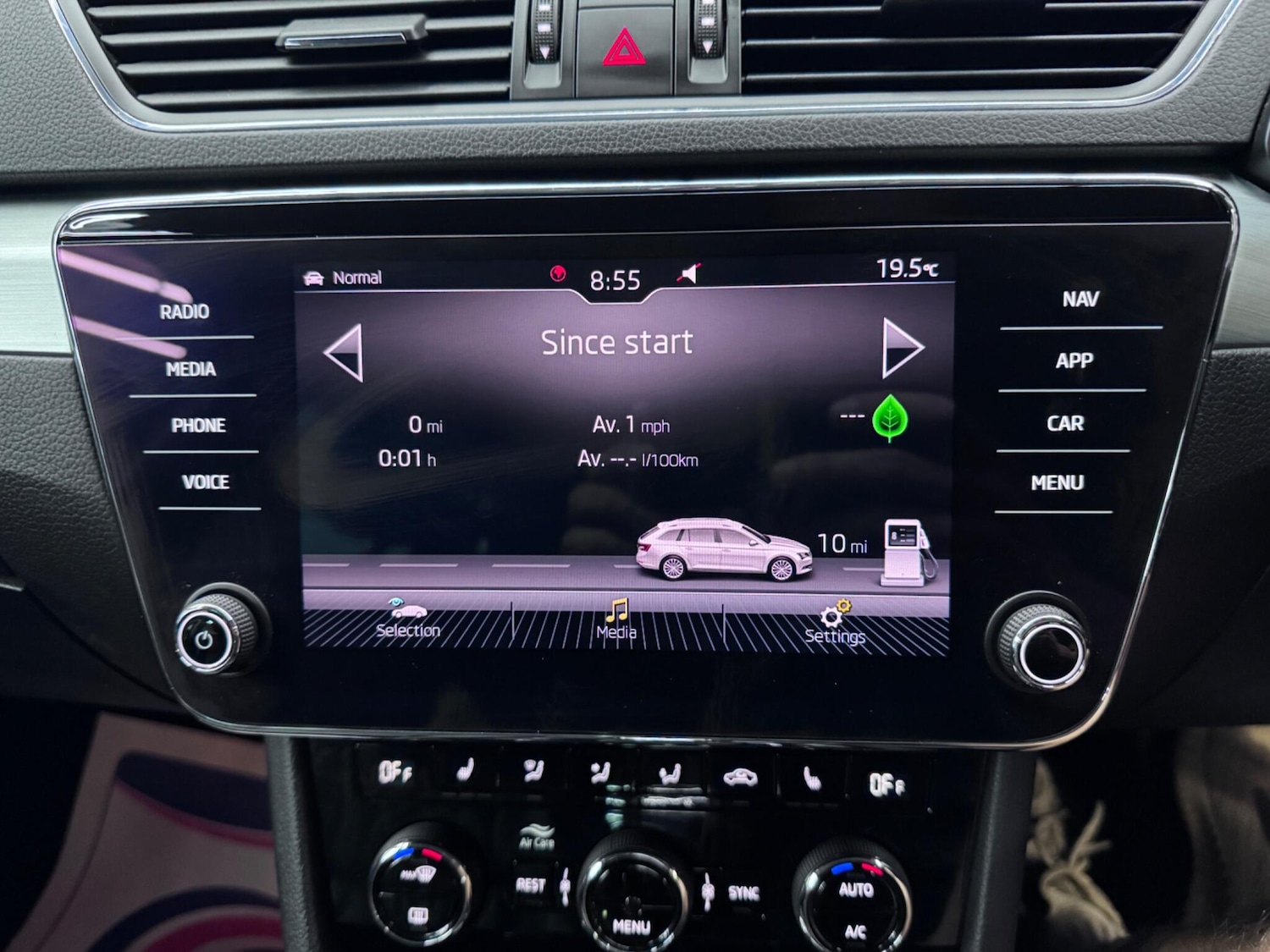 Used Skoda Superb 2019 for sale - 75577887: Photo 31