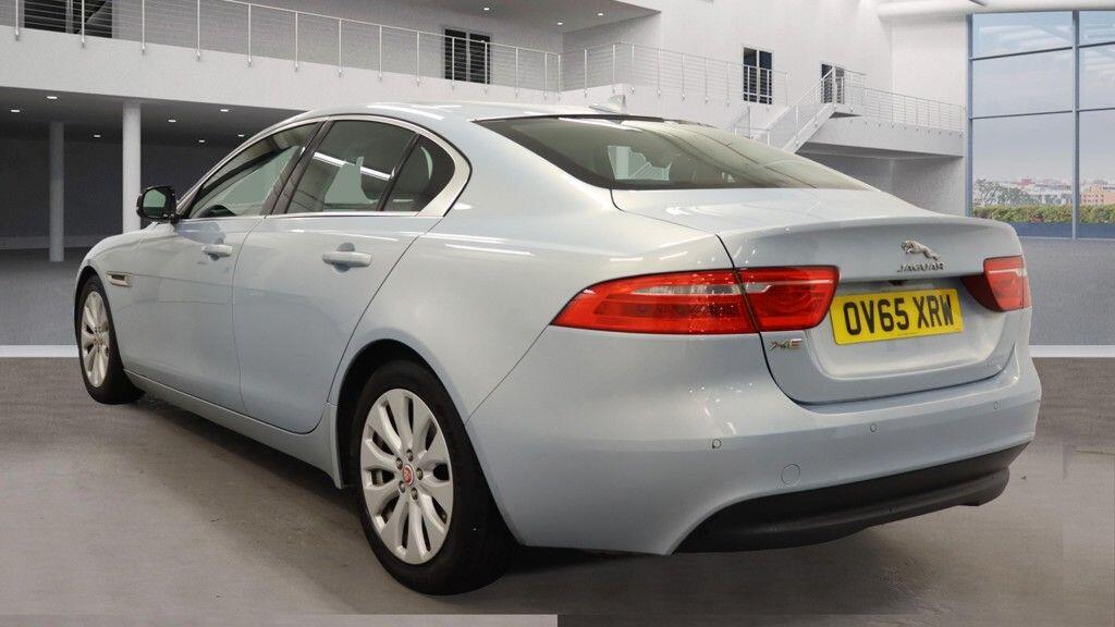 Used Jaguar XE 2015 for sale - 76432058: Photo 3