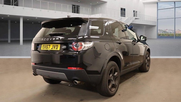 Used Land Rover Discovery Sport 2017 for sale - 76095031: Photo 6