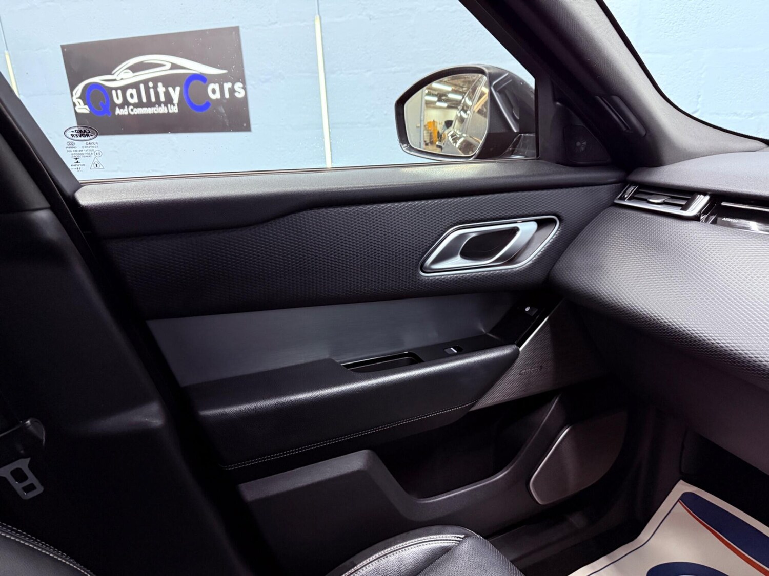 Used Land Rover Range Rover Velar for sale - 77754037: Photo 19