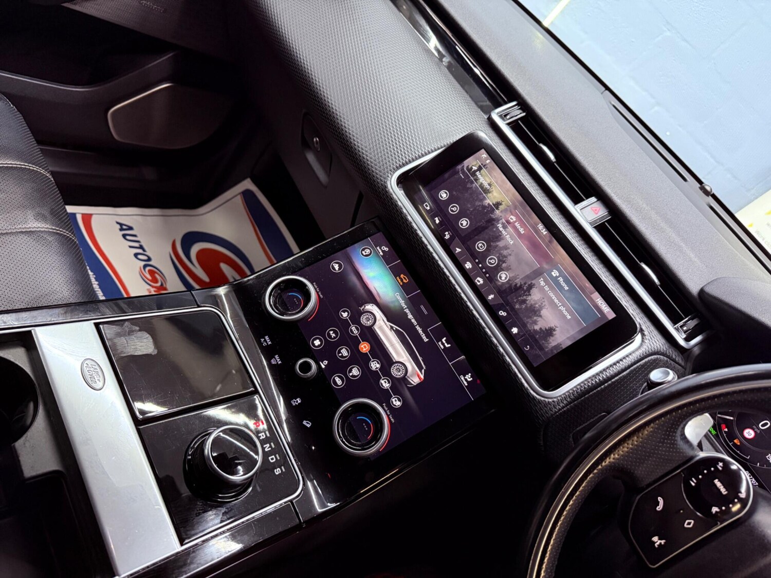 Used Land Rover Range Rover Velar for sale - 77754037: Photo 24