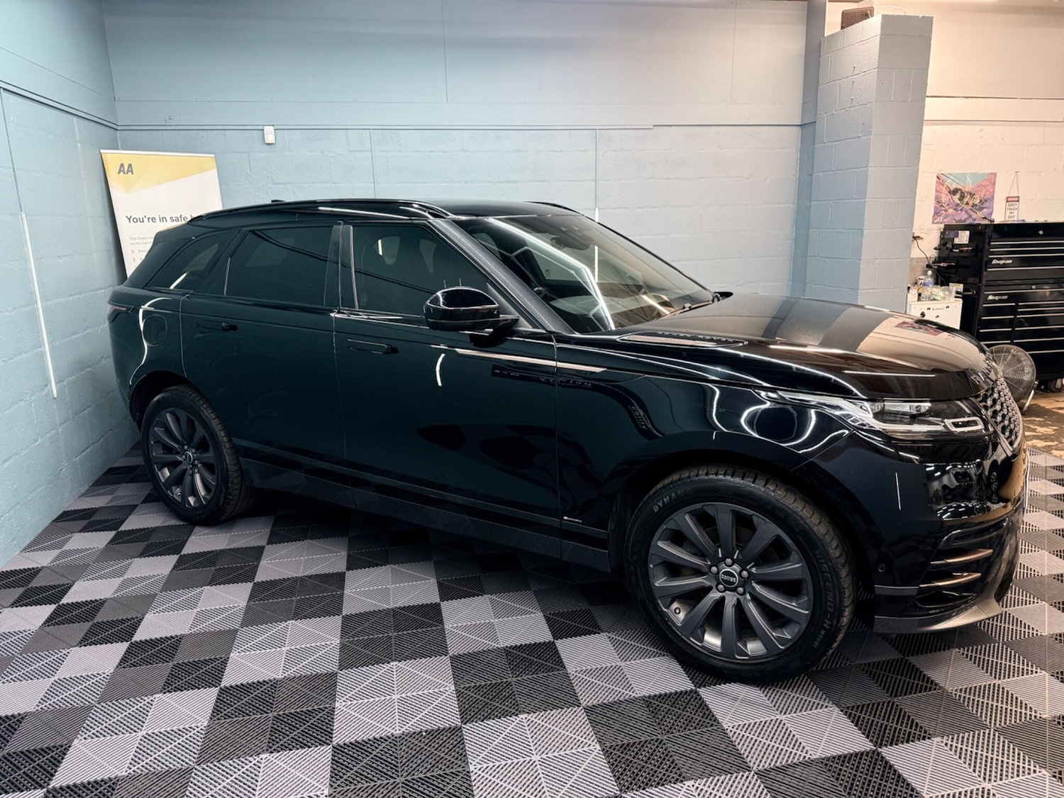 Used Land Rover Range Rover Velar for sale - 77754037: Photo 4