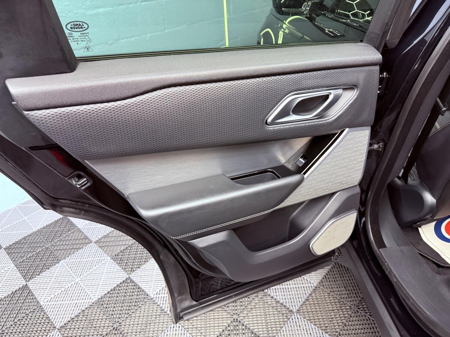 Used Land Rover Range Rover Velar for sale - 77754037: Photo 40