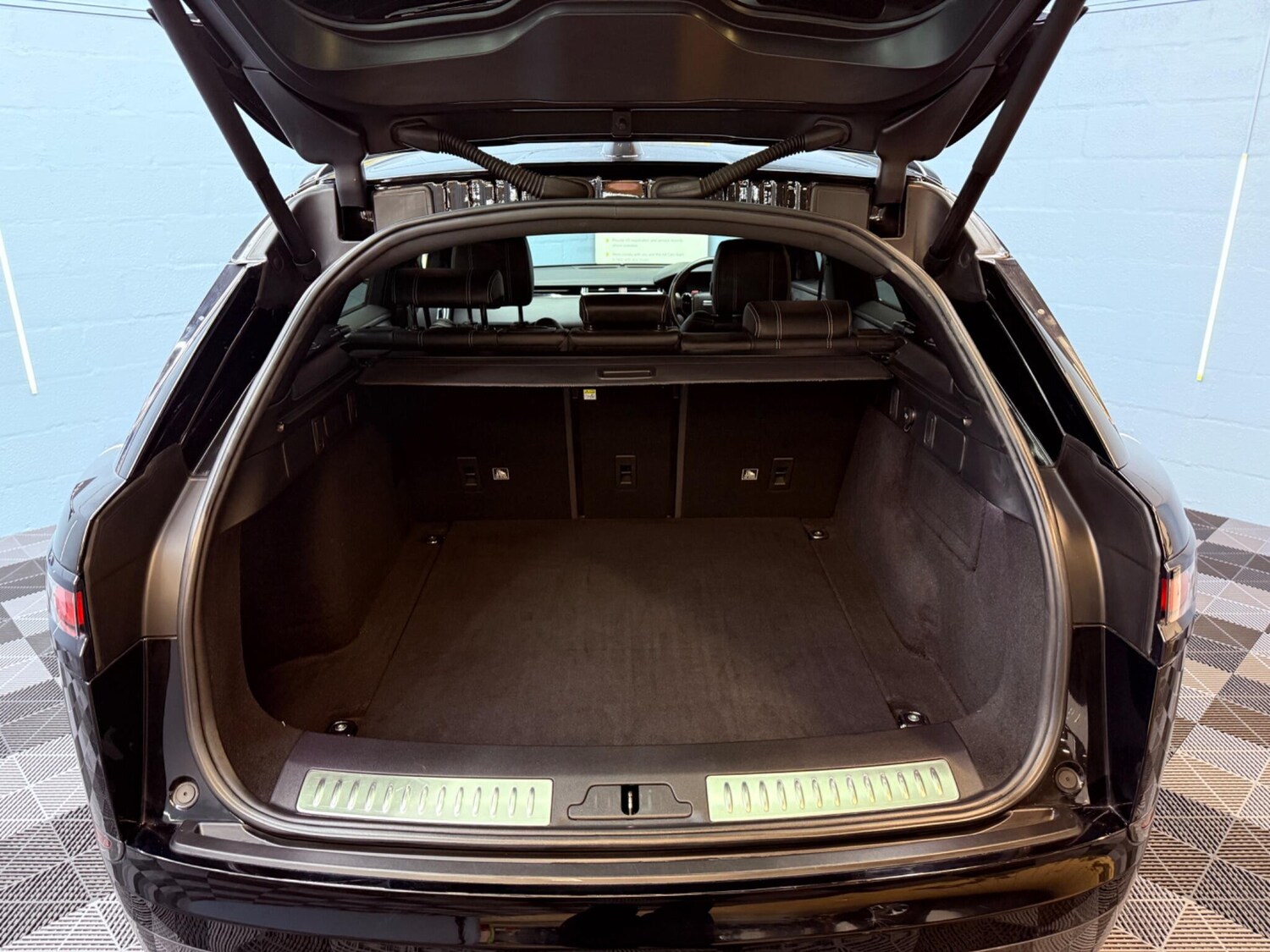 Used Land Rover Range Rover Velar for sale - 77754037: Photo 46