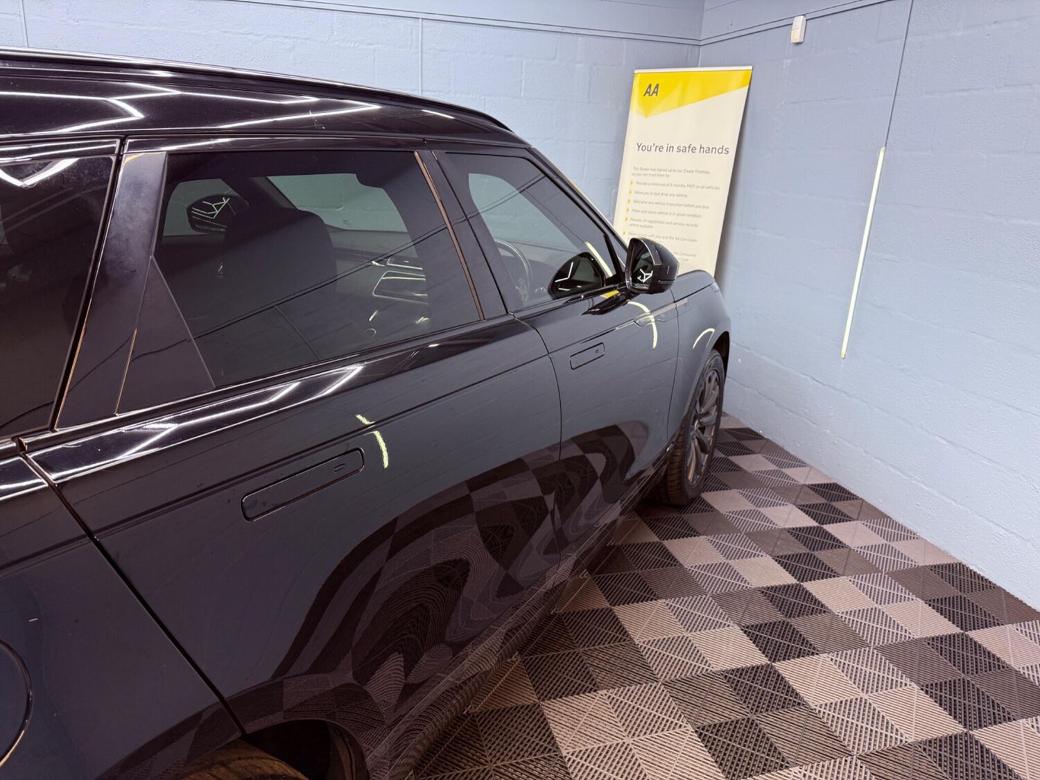 Used Land Rover Range Rover Velar for sale - 77754037: Photo 59