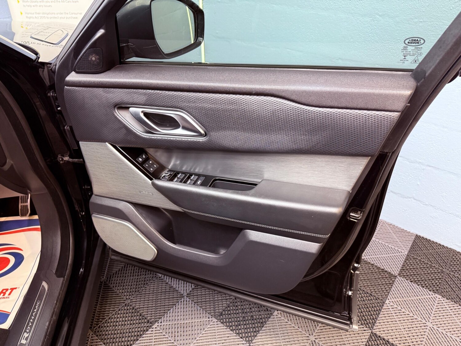 Used Land Rover Range Rover Velar for sale - 77754037: Photo 63