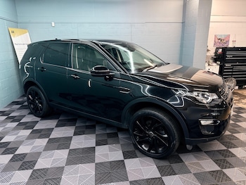 Used Land Rover Discovery Sport 2016 for sale - 76926752: Photo