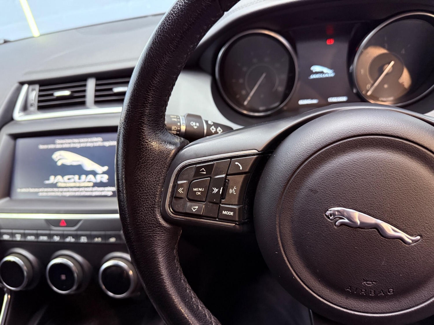 Used Jaguar E-Pace 2019 for sale - 77305294: Photo 21