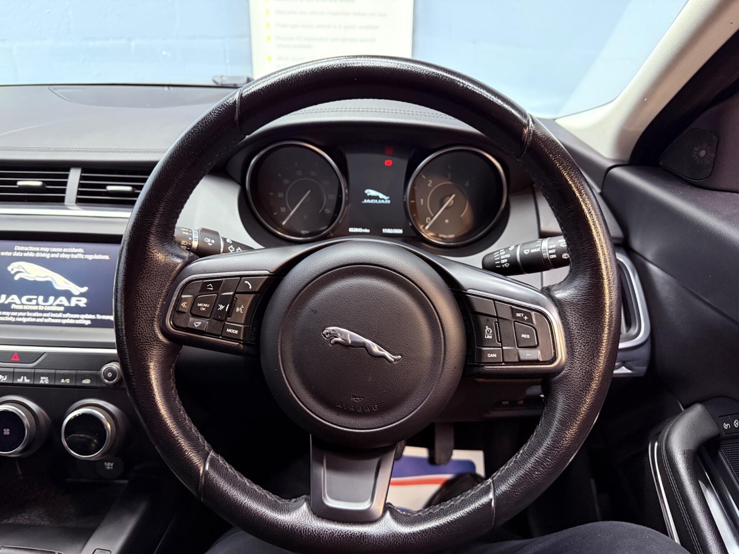 Used Jaguar E-Pace 2019 for sale - 77305294: Photo 22