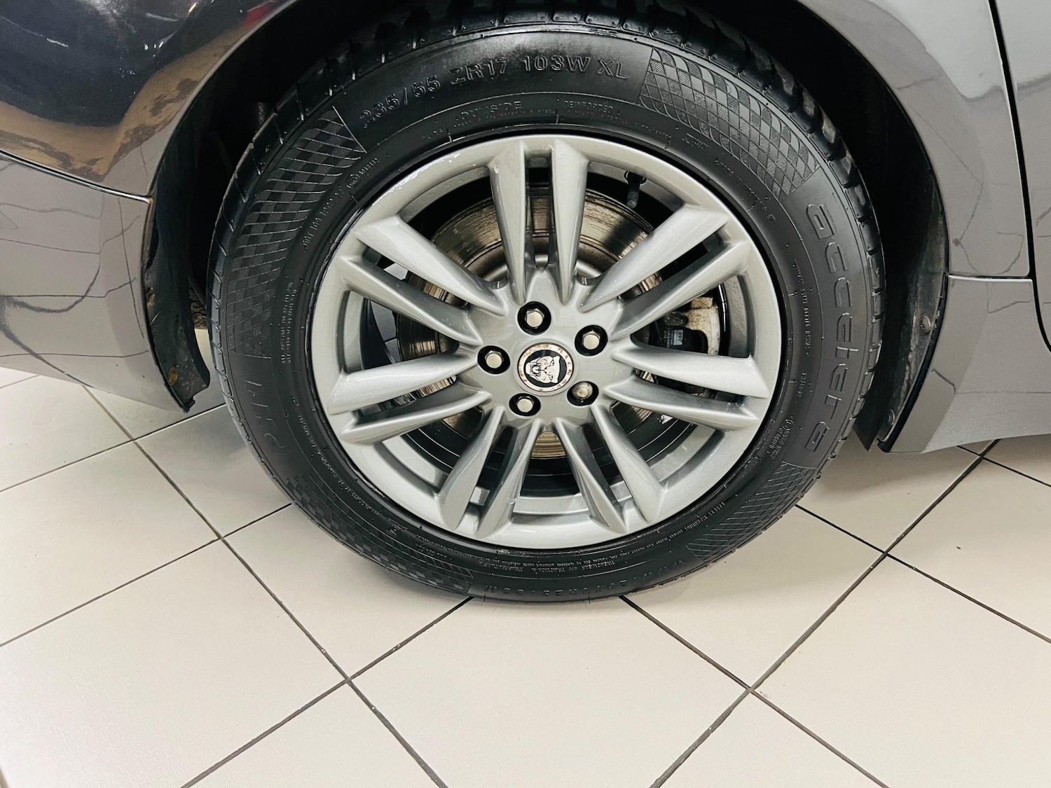 Used Jaguar XF 2012 for sale - 76994910: Photo 20