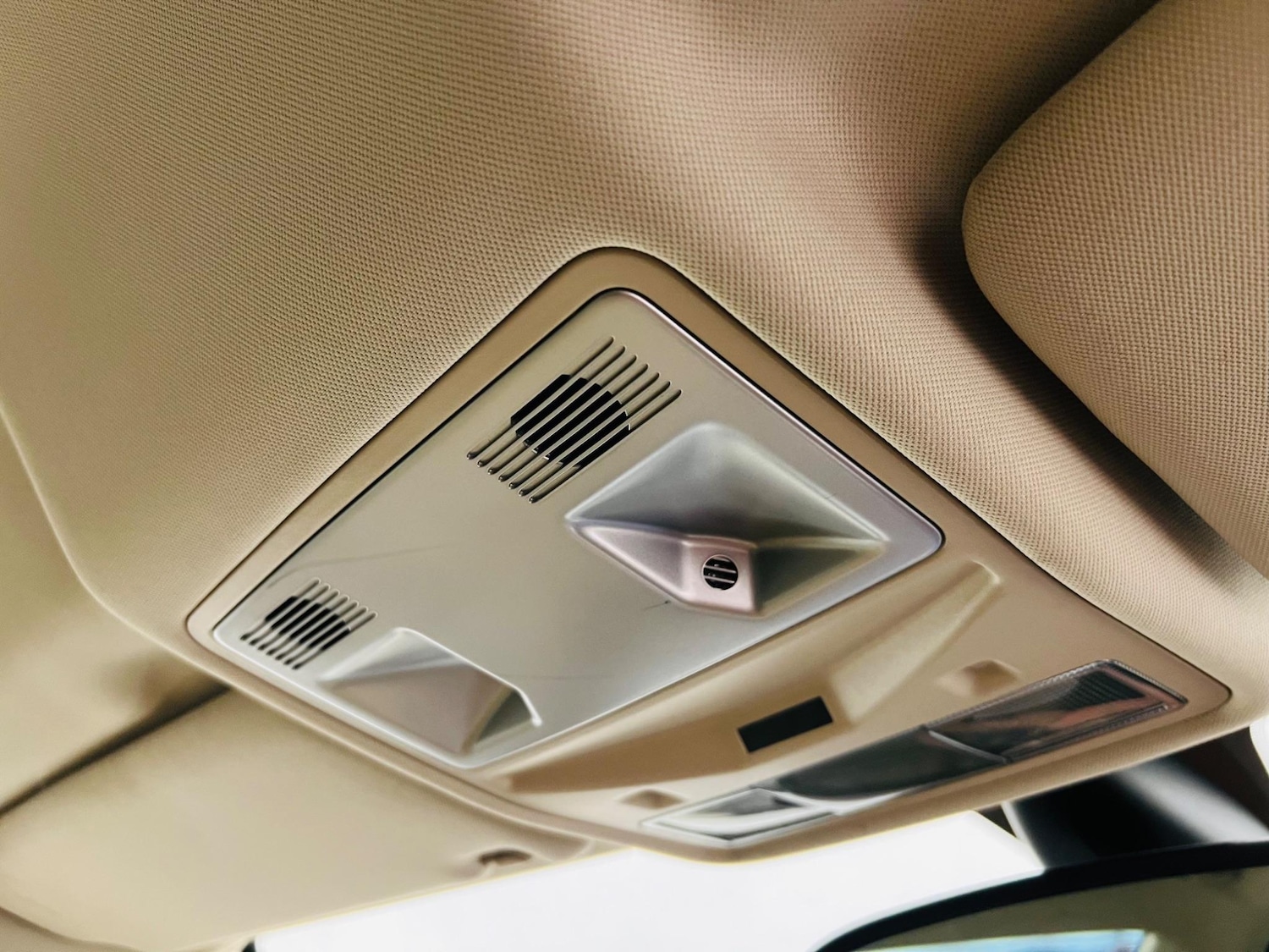 Used Jaguar XF 2012 for sale - 76994910: Photo 41