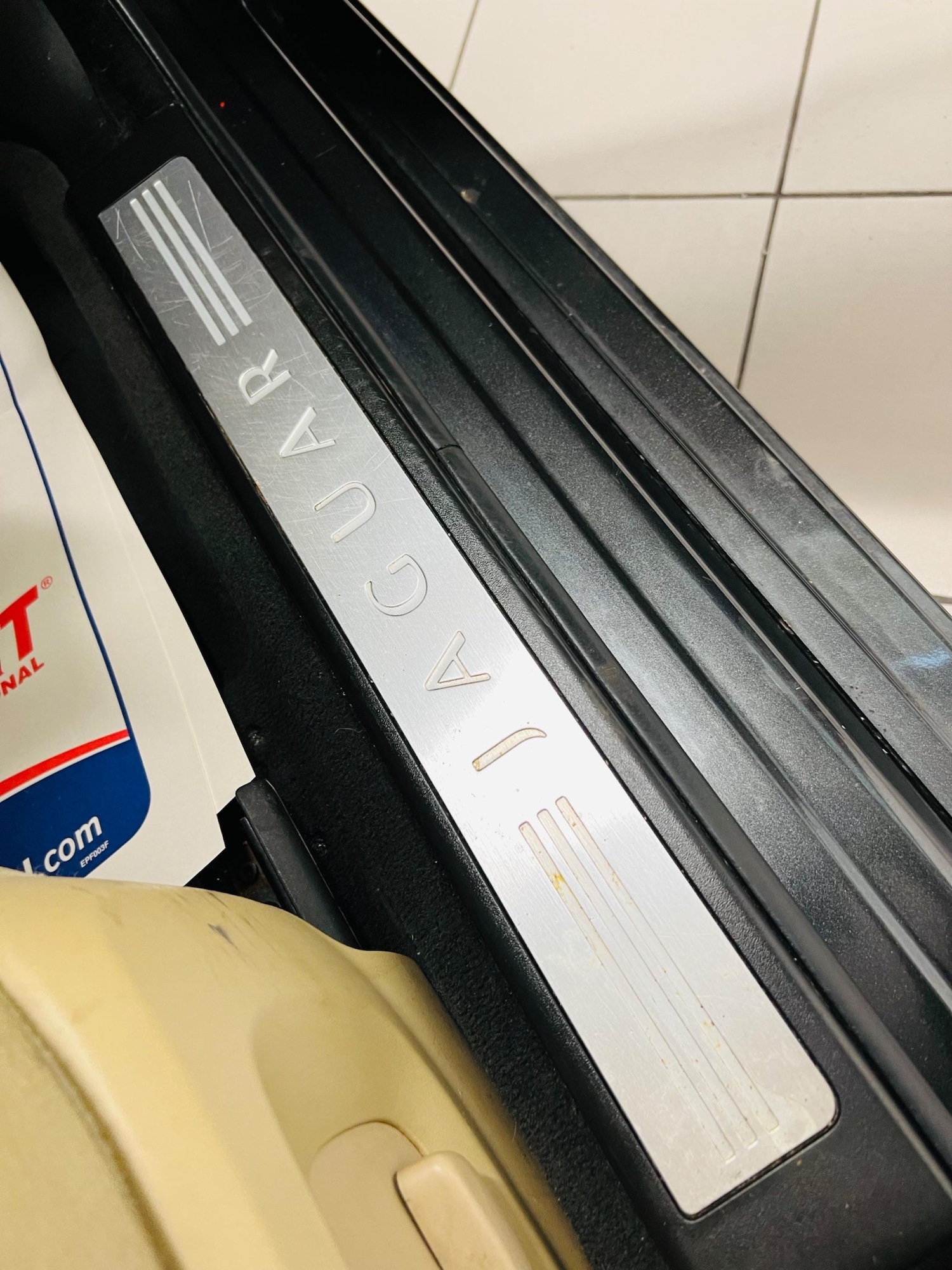 Used Jaguar XF 2012 for sale - 76994910: Photo 42