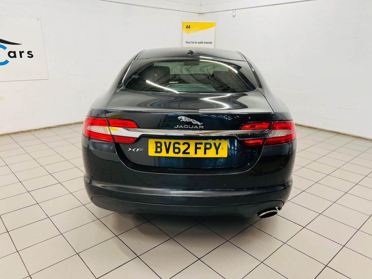 Used Jaguar XF 2012 for sale - 76994910: Photo 7