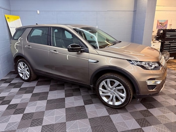 Used Land Rover Discovery Sport 2016 for sale - 76657790: Photo
