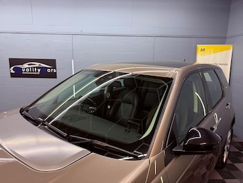 Used Land Rover Discovery Sport 2016 for sale - 76657790: Photo