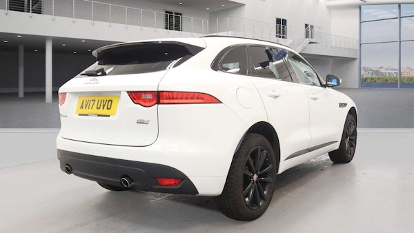 Used Jaguar F-Pace 2017 for sale - 76283314: Photo 6
