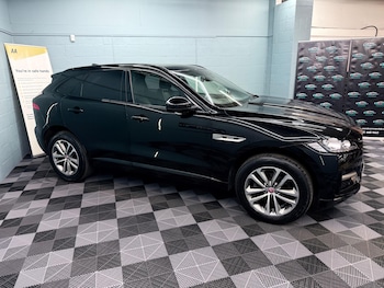Used Jaguar F-Pace 2017 for sale - 78517461: Photo