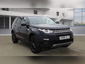 Used Land Rover Discovery Sport 2016 for sale - 75926966: Photo
