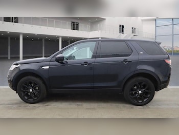 Used Land Rover Discovery Sport 2016 for sale - 75926966: Photo