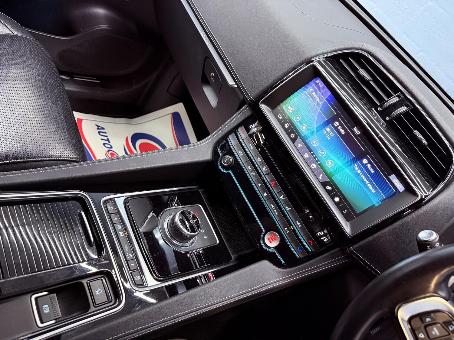 Used Jaguar F-Pace 2020 for sale - 76226798: Photo 11