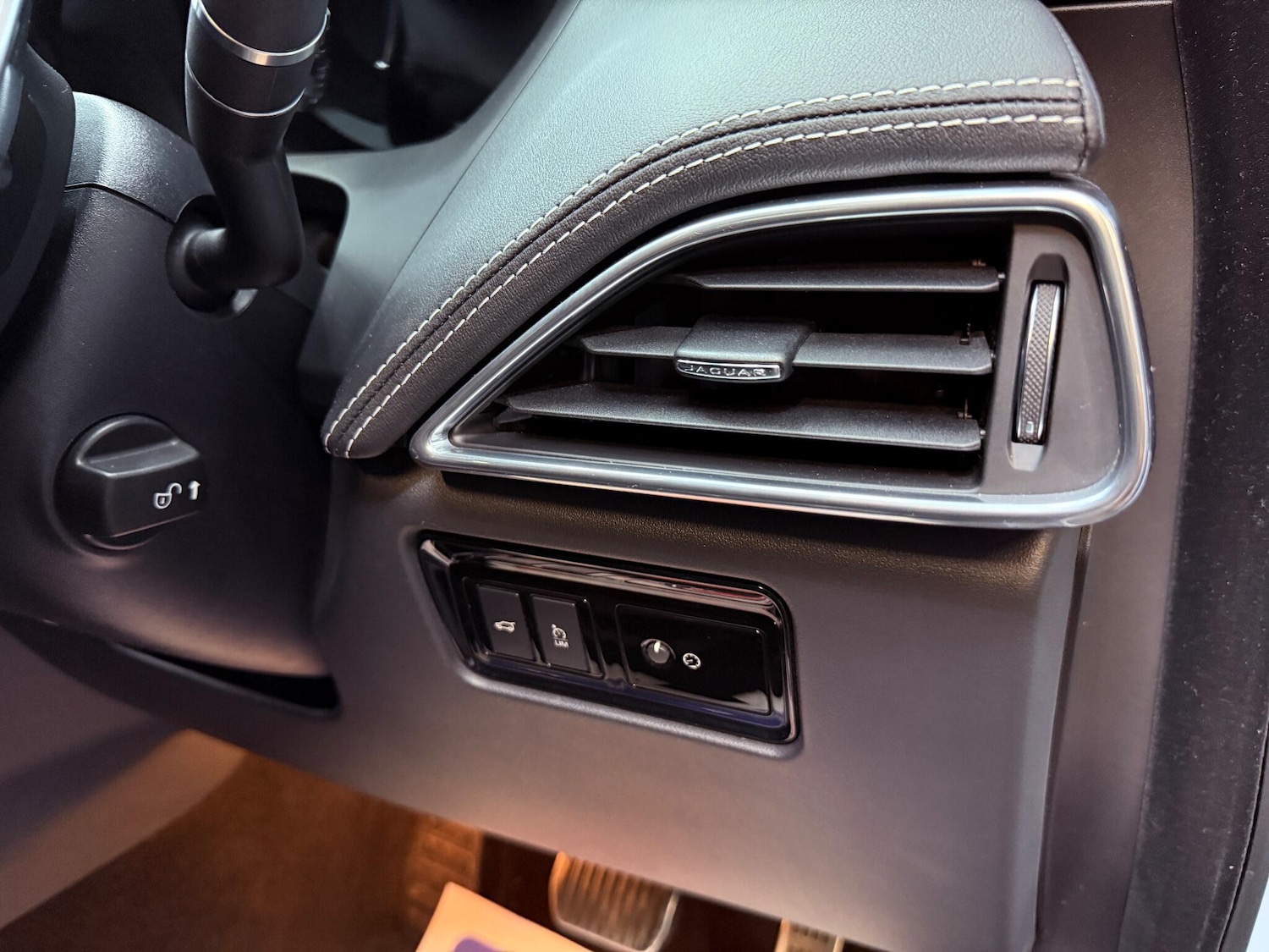 Used Jaguar F-Pace 2020 for sale - 76226798: Photo 20