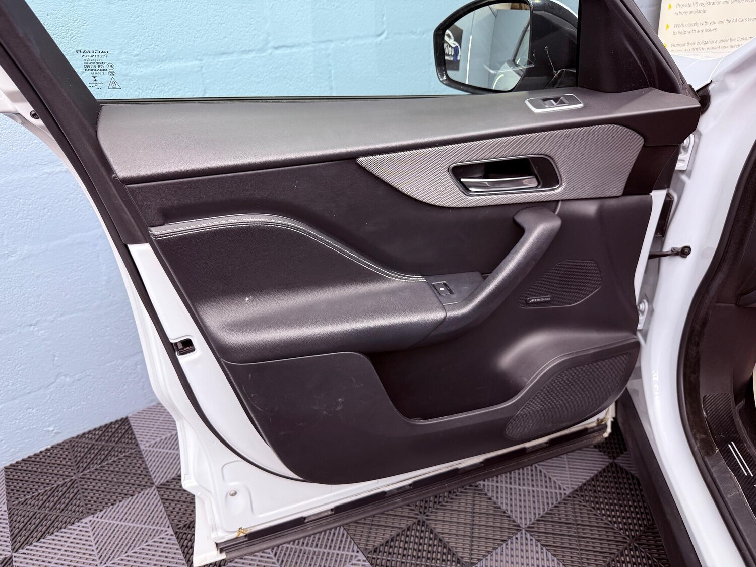 Used Jaguar F-Pace 2020 for sale - 76226798: Photo 21