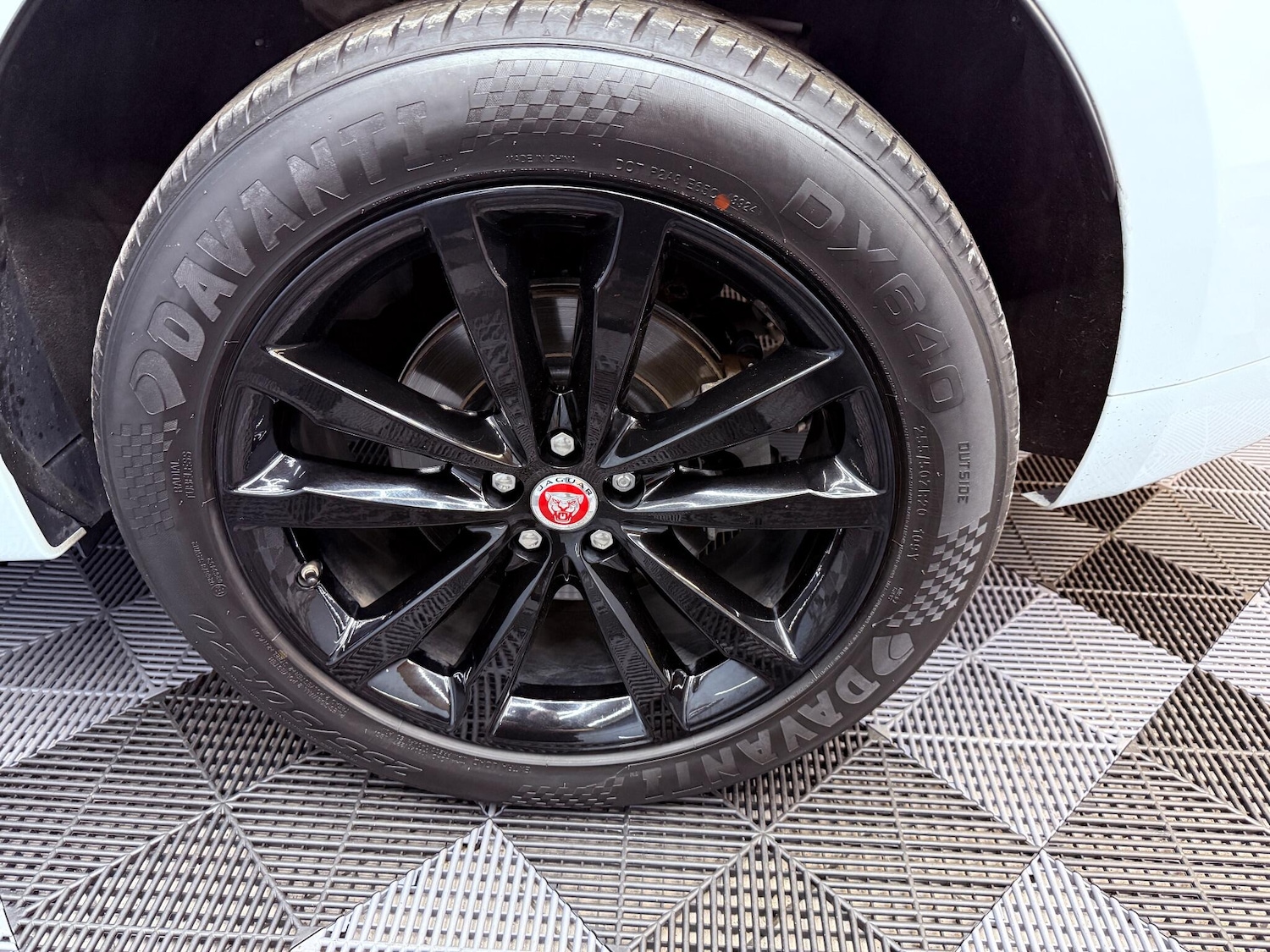 Used Jaguar F-Pace 2020 for sale - 76226798: Photo 27