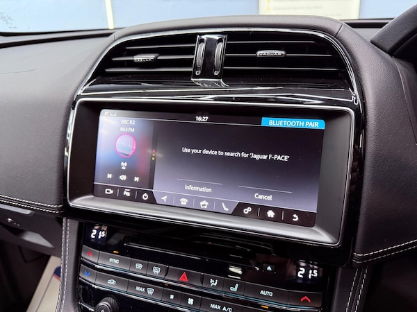 Used Jaguar F-Pace 2020 for sale - 76226798: Photo 33