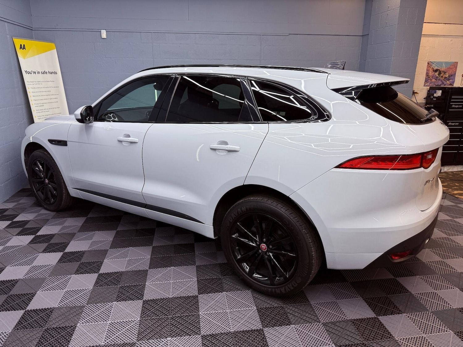 Used Jaguar F-Pace 2020 for sale - 76226798: Photo 5