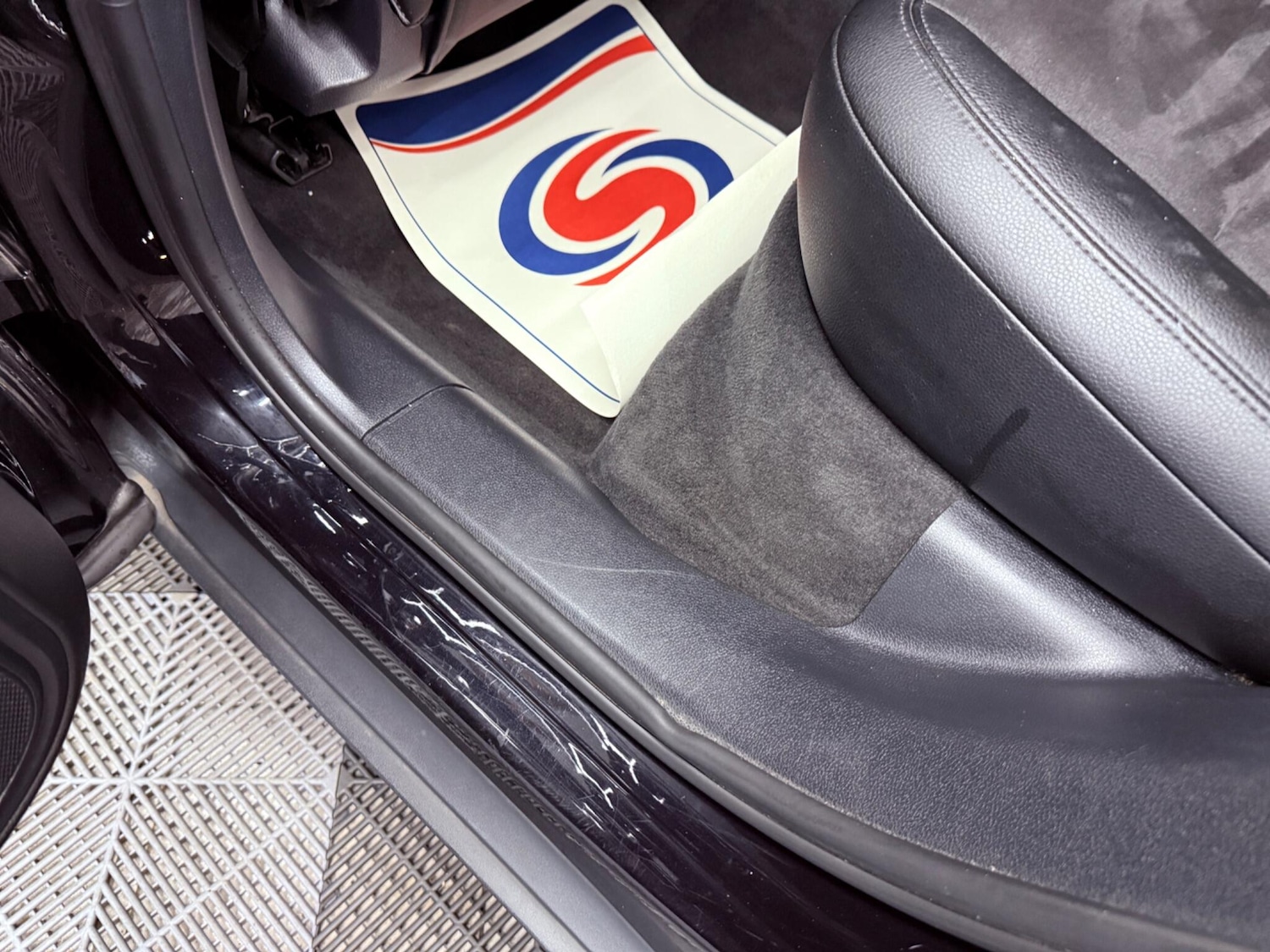 Used Porsche Macan 2016 for sale - 77202490: Photo 40