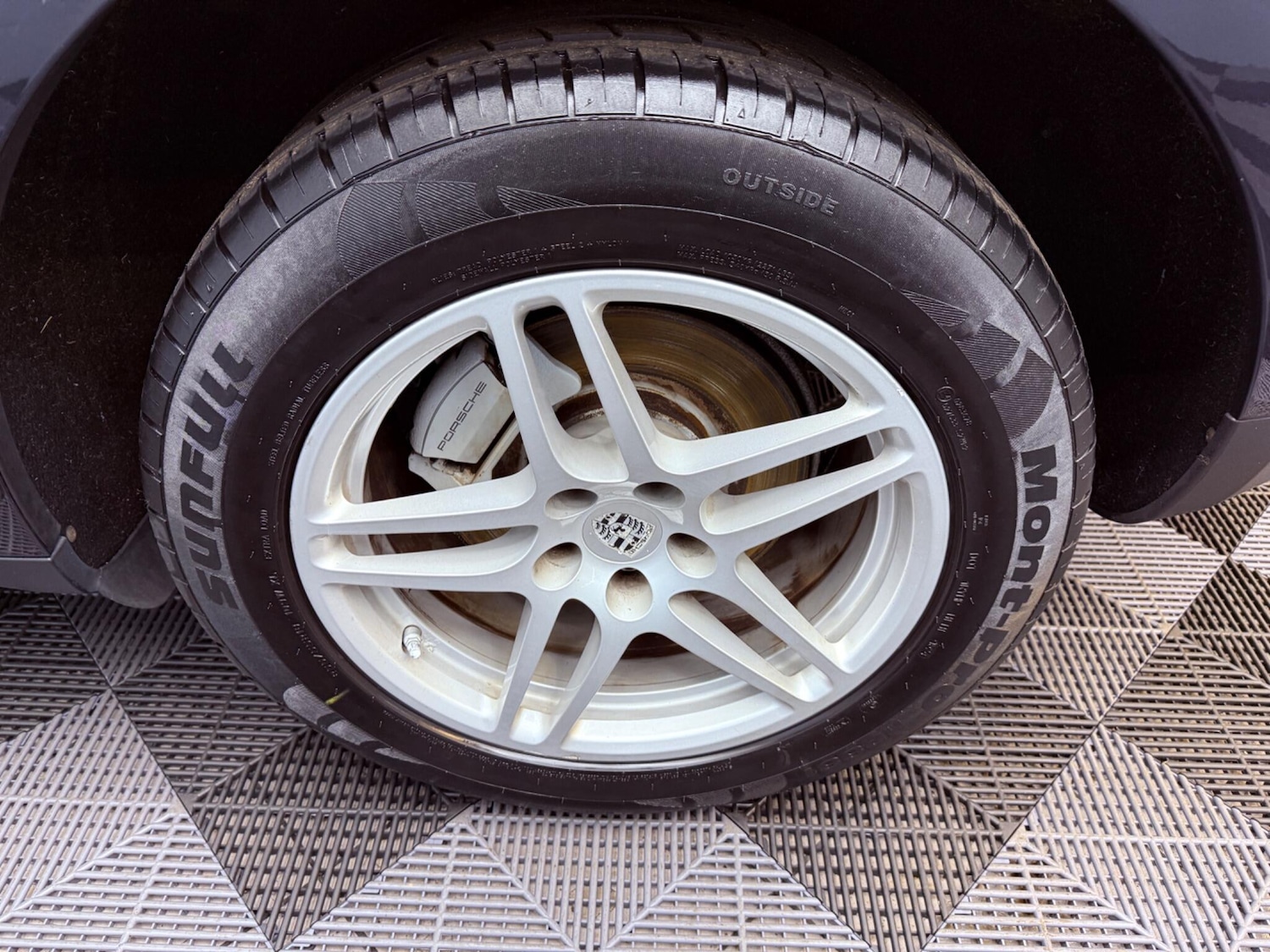 Used Porsche Macan 2016 for sale - 77202490: Photo 43