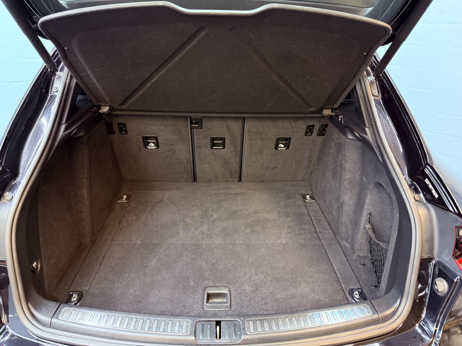 Used Porsche Macan 2016 for sale - 77202490: Photo 45