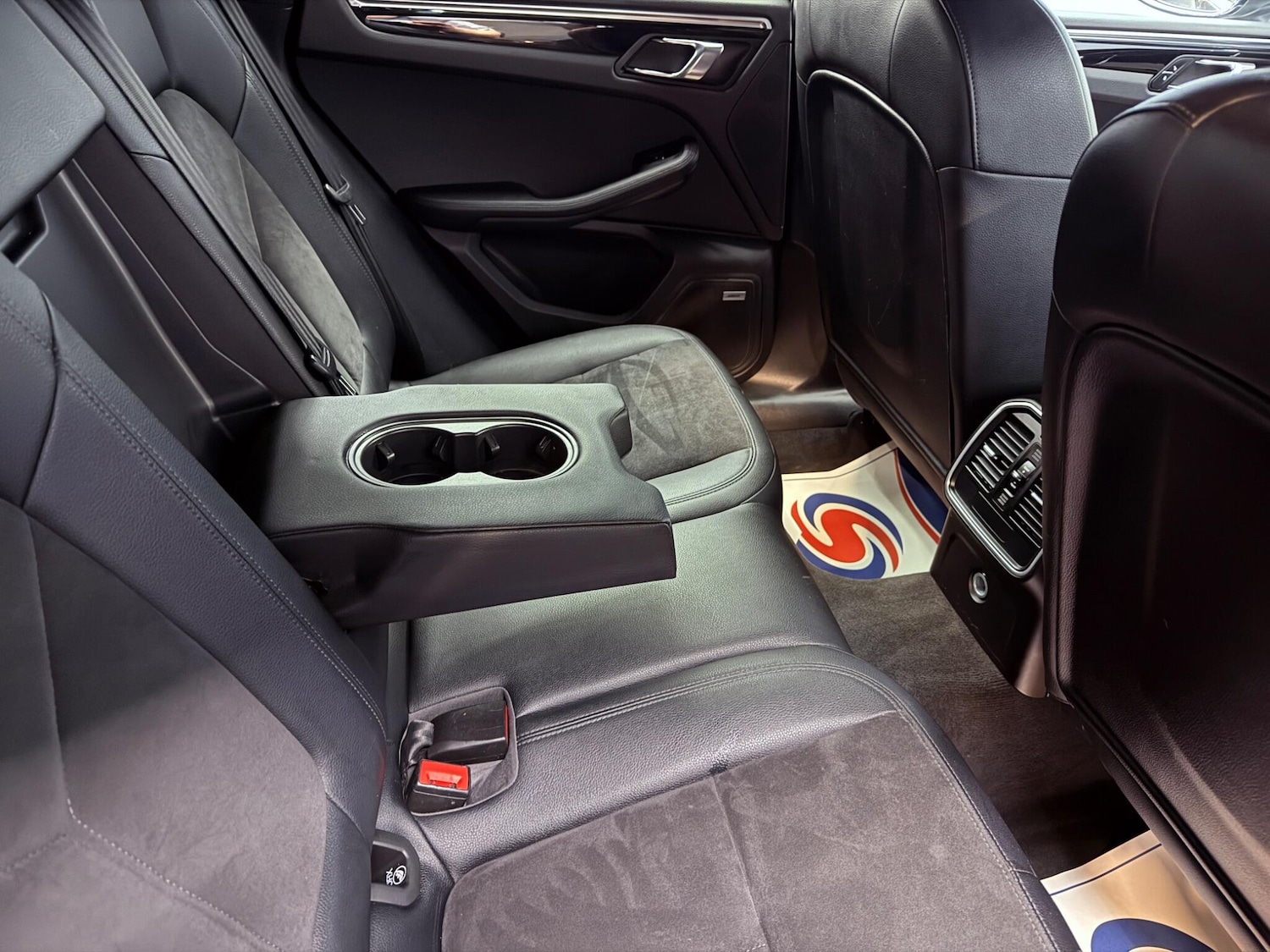 Used Porsche Macan 2016 for sale - 77202490: Photo 53