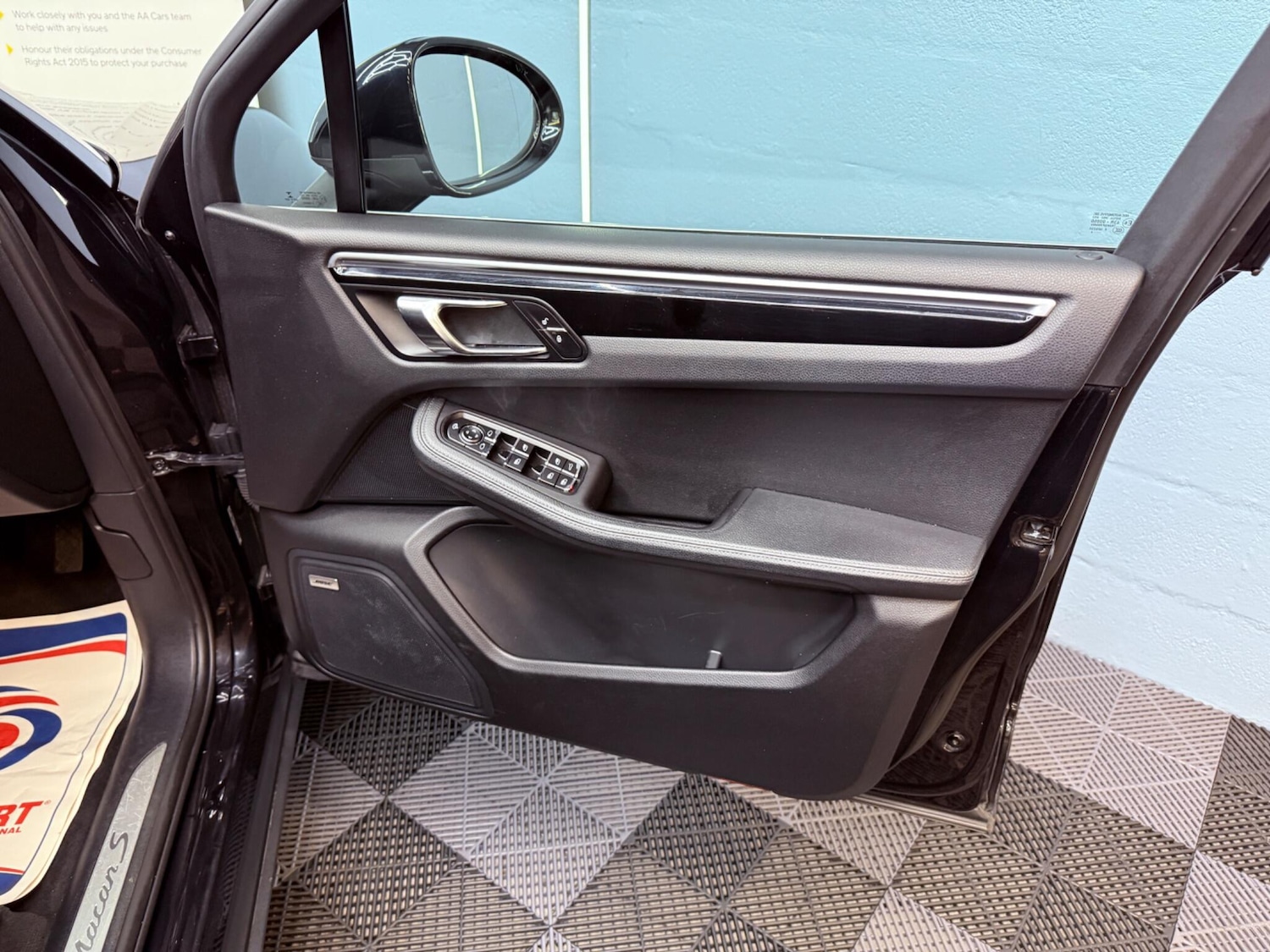 Used Porsche Macan 2016 for sale - 77202490: Photo 58