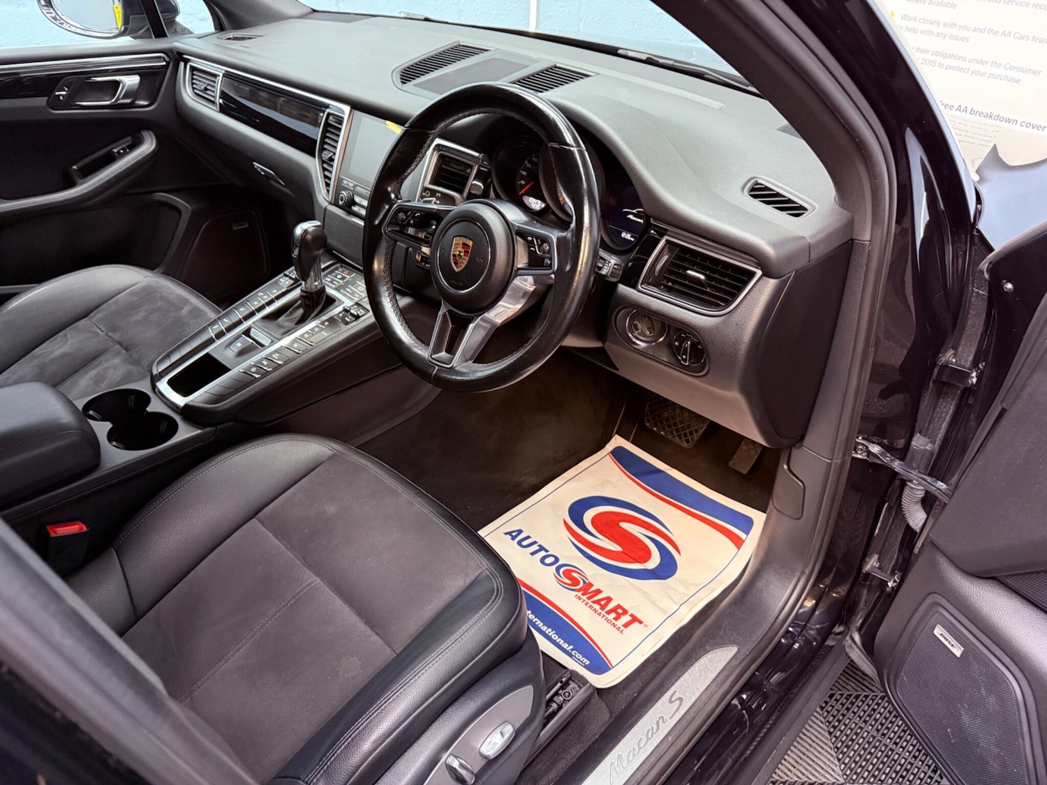 Used Porsche Macan 2016 for sale - 77202490: Photo 63