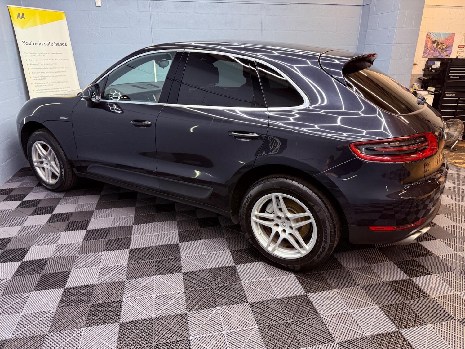 Used Porsche Macan 2016 for sale - 77202490: Photo 66