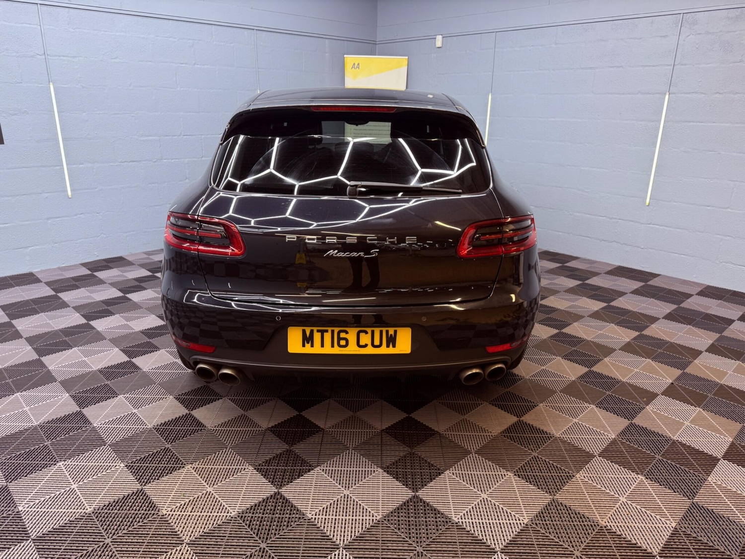 Used Porsche Macan 2016 for sale - 77202490: Photo 68