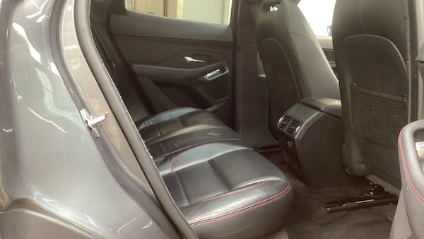 Used Jaguar E-Pace 2019 for sale - 76270491: Photo 8