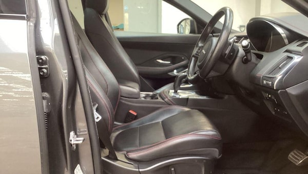 Used Jaguar E-Pace 2019 for sale - 76270491: Photo 9