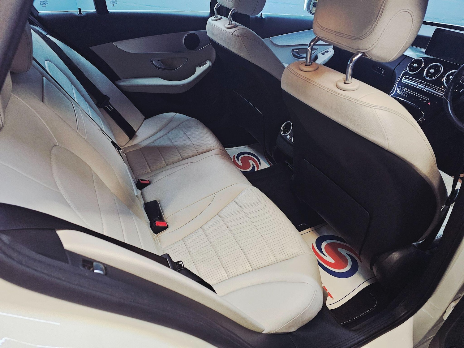 Used Mercedes-Benz C Class 2016 for sale - 77645848: Photo 20