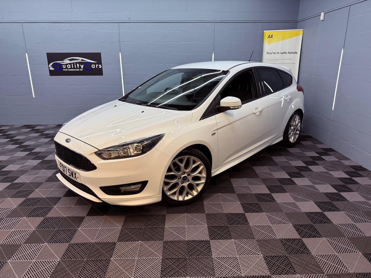 Used Ford Focus 2017 for sale - 76295016: Photo 3