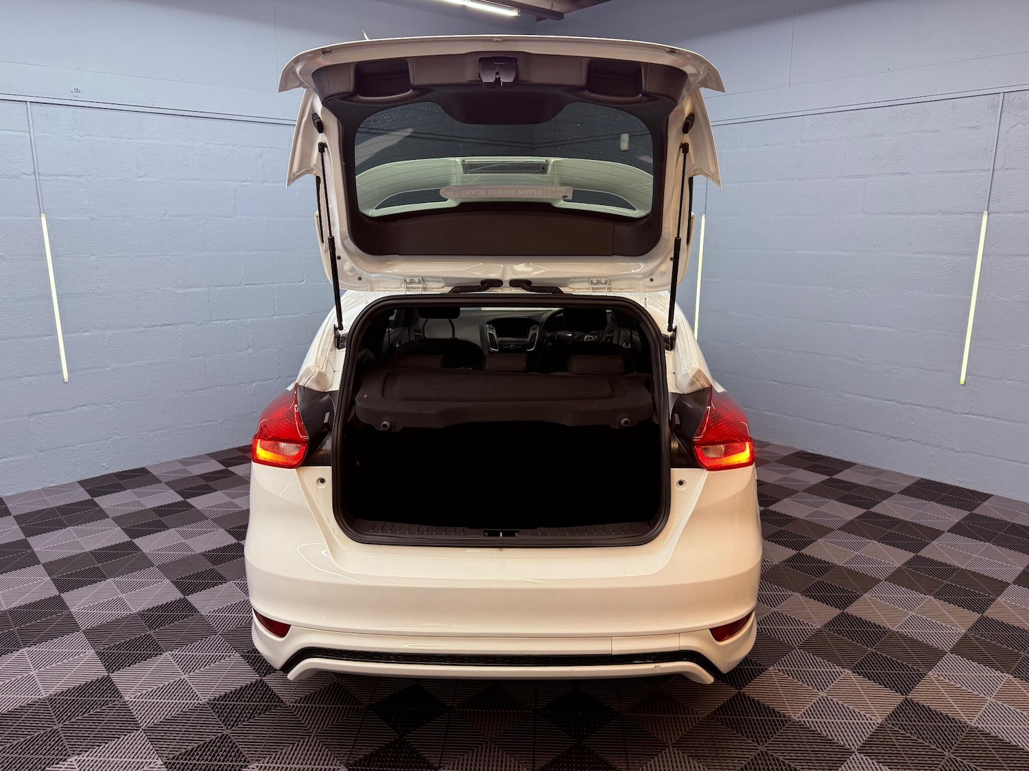 Used Ford Focus 2017 for sale - 76295016: Photo 32